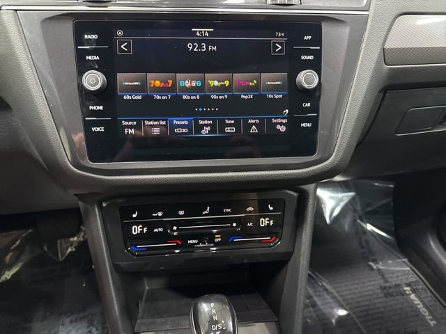Used 2023 Volkswagen Tiguan SE w/ Panoramic Sunroof Package AWD/4WD image 19