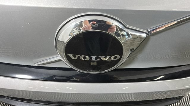 Used 2023 Volvo XC40 Recharge Plus AWD/4WD image 8