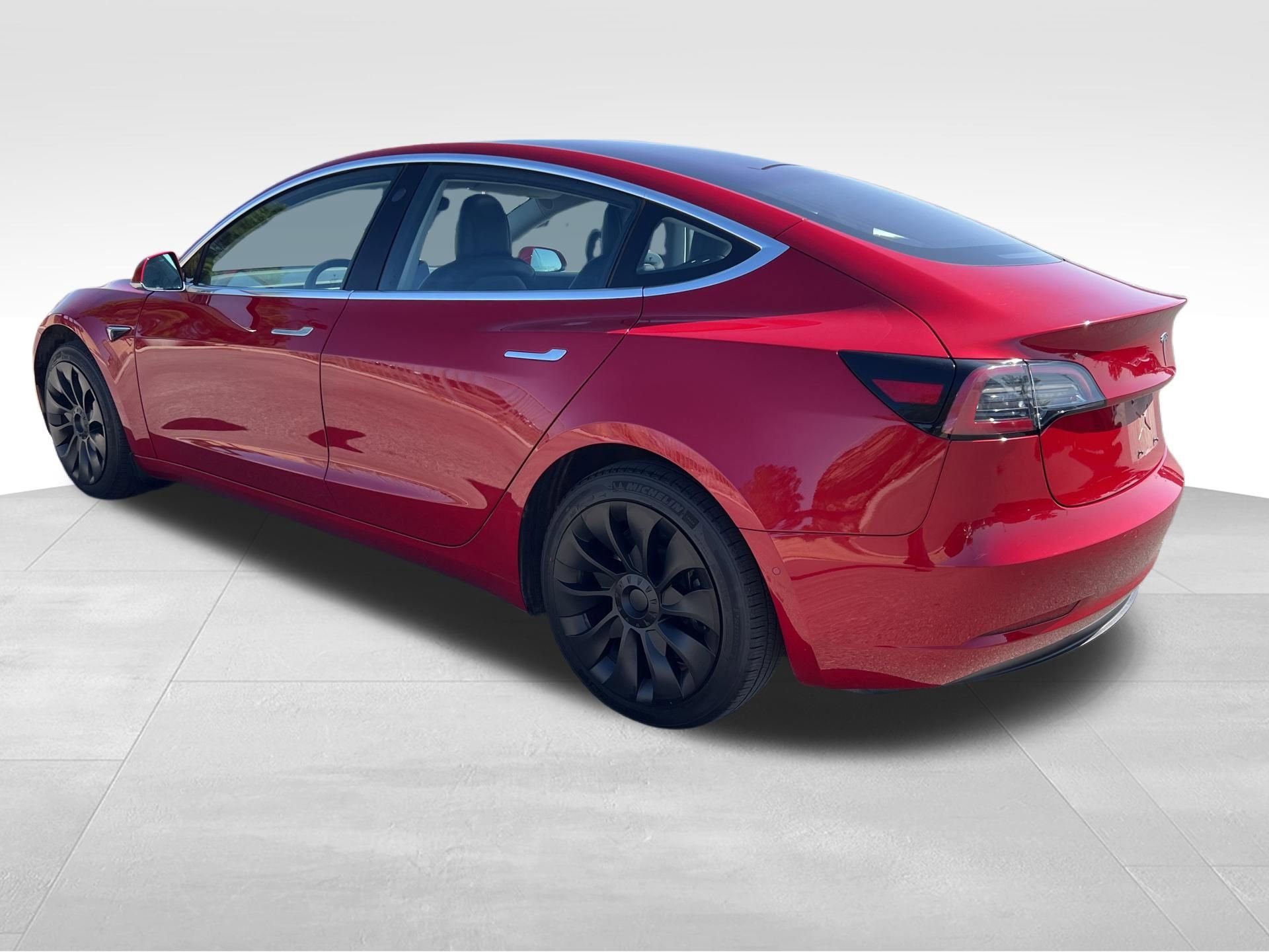 Used 2018 Tesla Model 3 Long Range RWD image 7