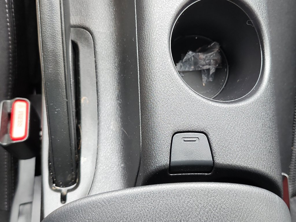 Used 2024 Nissan Z Sport w/ Floor Mat Package image 31