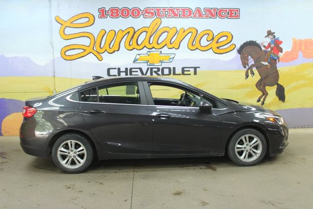 Used 2016 Chevrolet Cruze LT w/ LT Convenience Package
