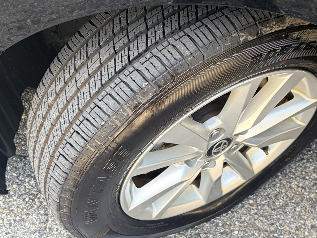 Used 2025 Toyota Camry LE FWD image 29