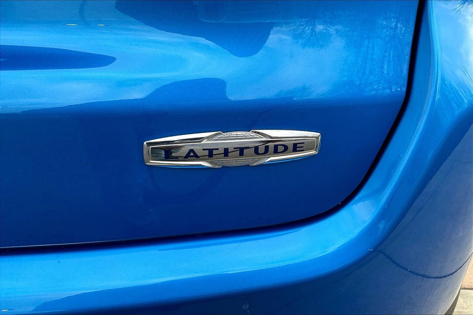 Used 2023 Jeep Compass Latitude image 24