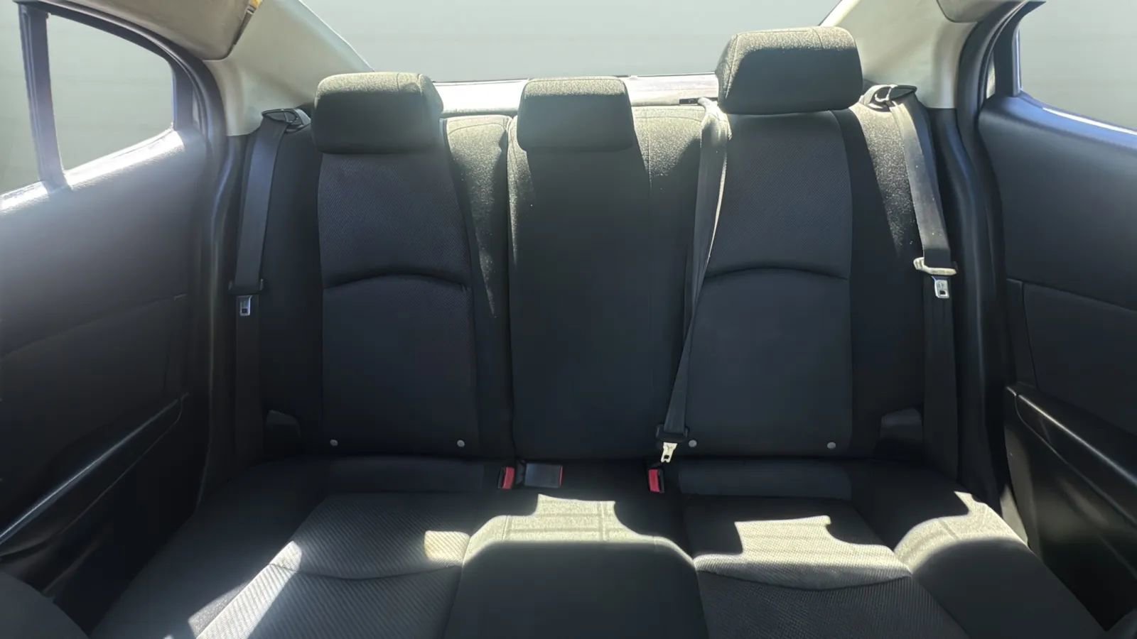 Used 2018 MAZDA MAZDA3 Sport FWD image 19