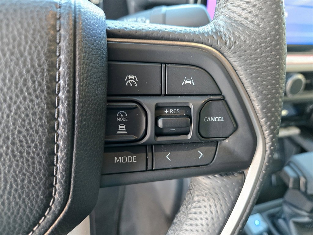 Used 2024 Toyota Tacoma TRD Off-Road image 16