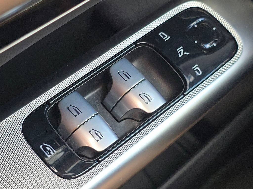 Certified 2026 Mercedes-Benz GLC 300 4MATIC image 28