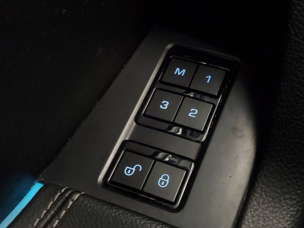 Used 2019 Jaguar F-PACE S AWD/4WD image 16