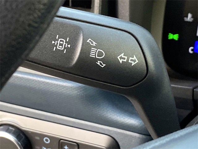 Used 2025 Ford Maverick XL image 18