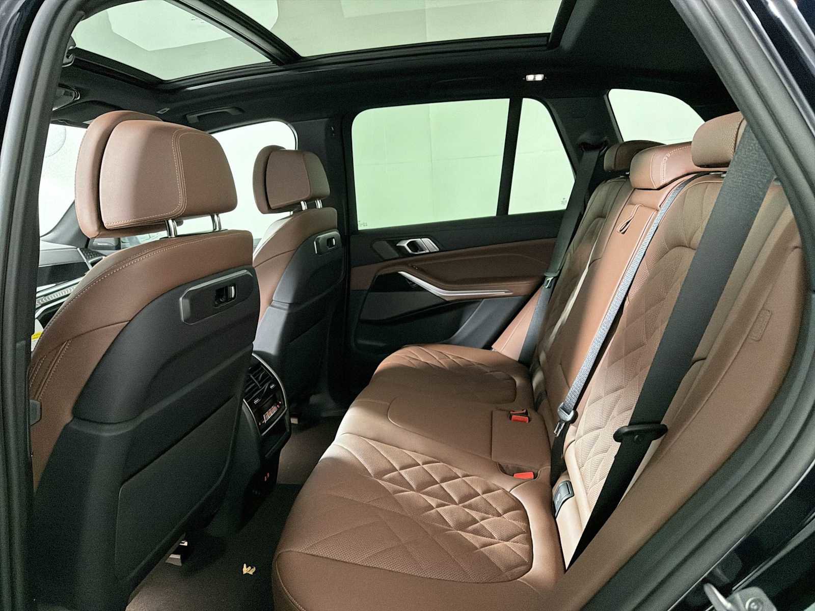 New 2026 BMW X5 xDrive40i w/ M Sport Package image 19