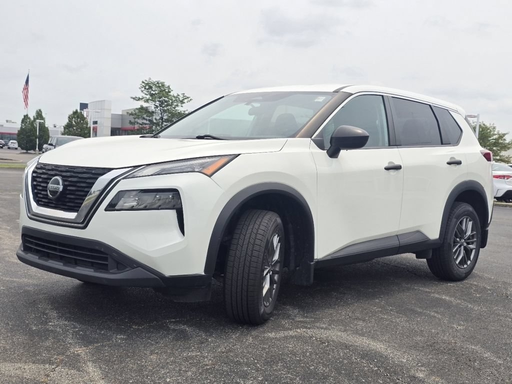 Used 2021 Nissan Rogue S AWD/4WD image 10