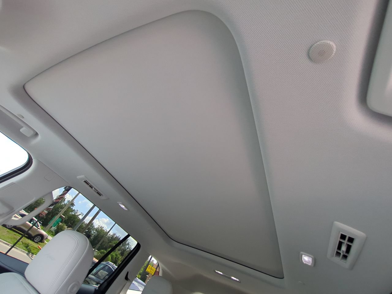 New 2026 Buick Enclave Avenir w/ Super Cruise Package FWD image 19