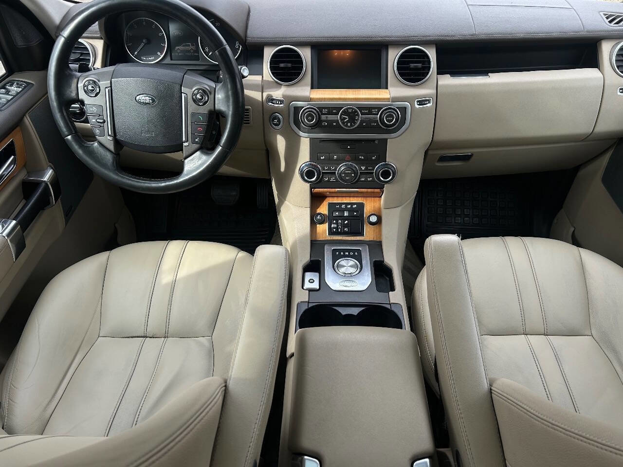 Used 2015 Land Rover LR4 HSE image 10