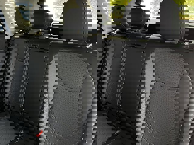 New 2025 Volkswagen Tiguan SE image 26