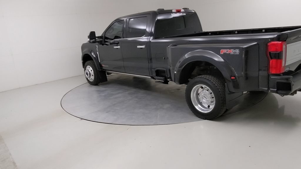 Certified 2024 Ford F450 Platinum w/ FX4 Off-Road Package AWD/4WD image 17