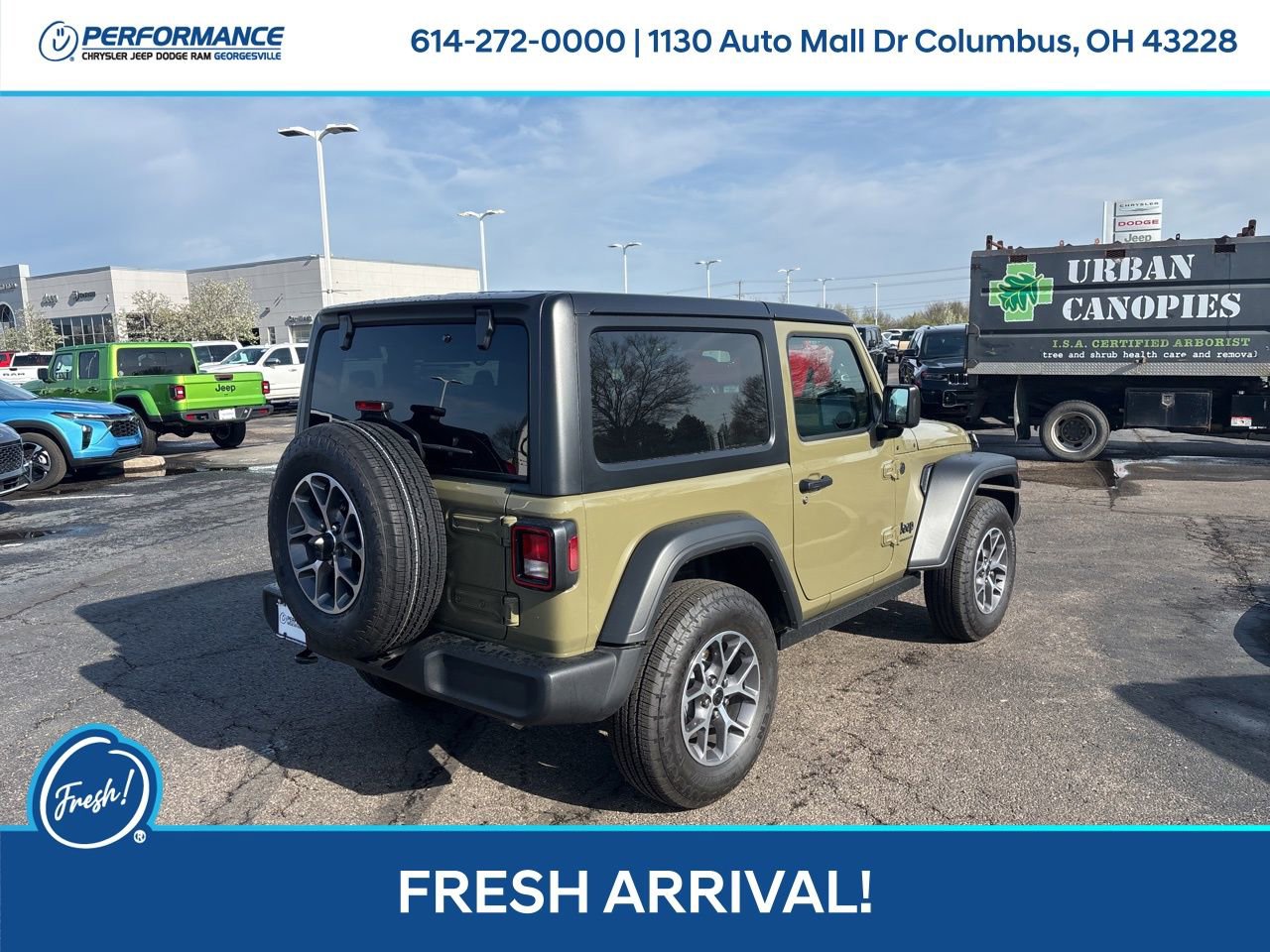 Used 2025 Jeep Wrangler Sport S image 4