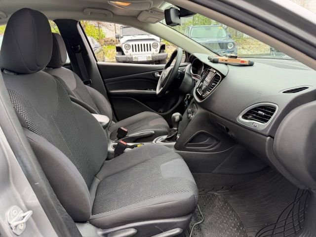 Used 2015 Dodge Dart SE w/ Convenience Group FWD image 10