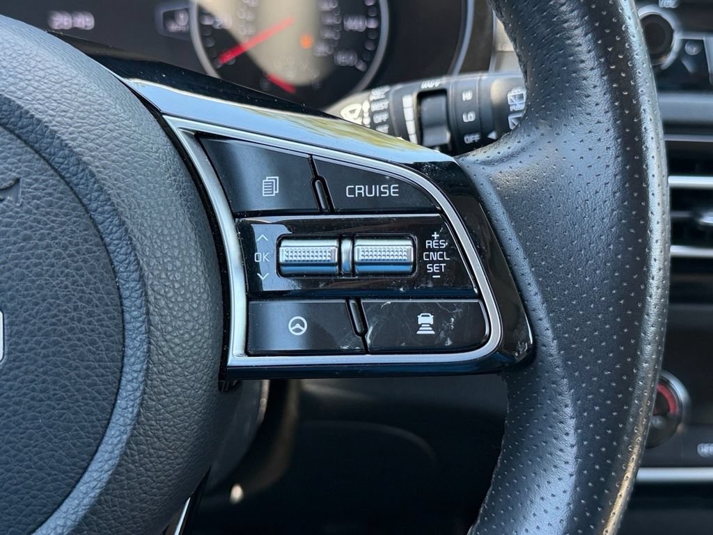 Used 2022 Kia Seltos SX w/ Sunroof Package AWD/4WD image 23