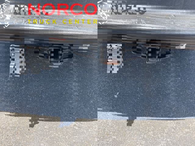 Used 2018 Chevrolet Express 2500 image 5