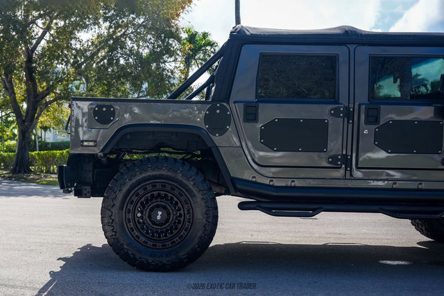 Used 2003 HUMMER H1 4-Door Open Top AWD/4WD image 10