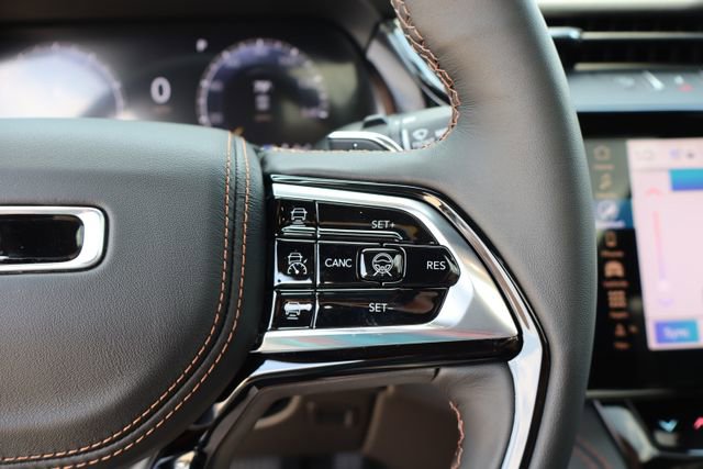 New 2026 Jeep Grand Cherokee Summit AWD/4WD image 17