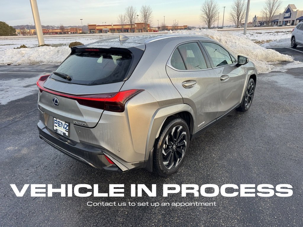 Used 2022 Lexus UX 250h F Sport image 3