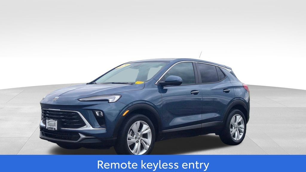 Used 2024 Buick Encore GX Preferred FWD image 3