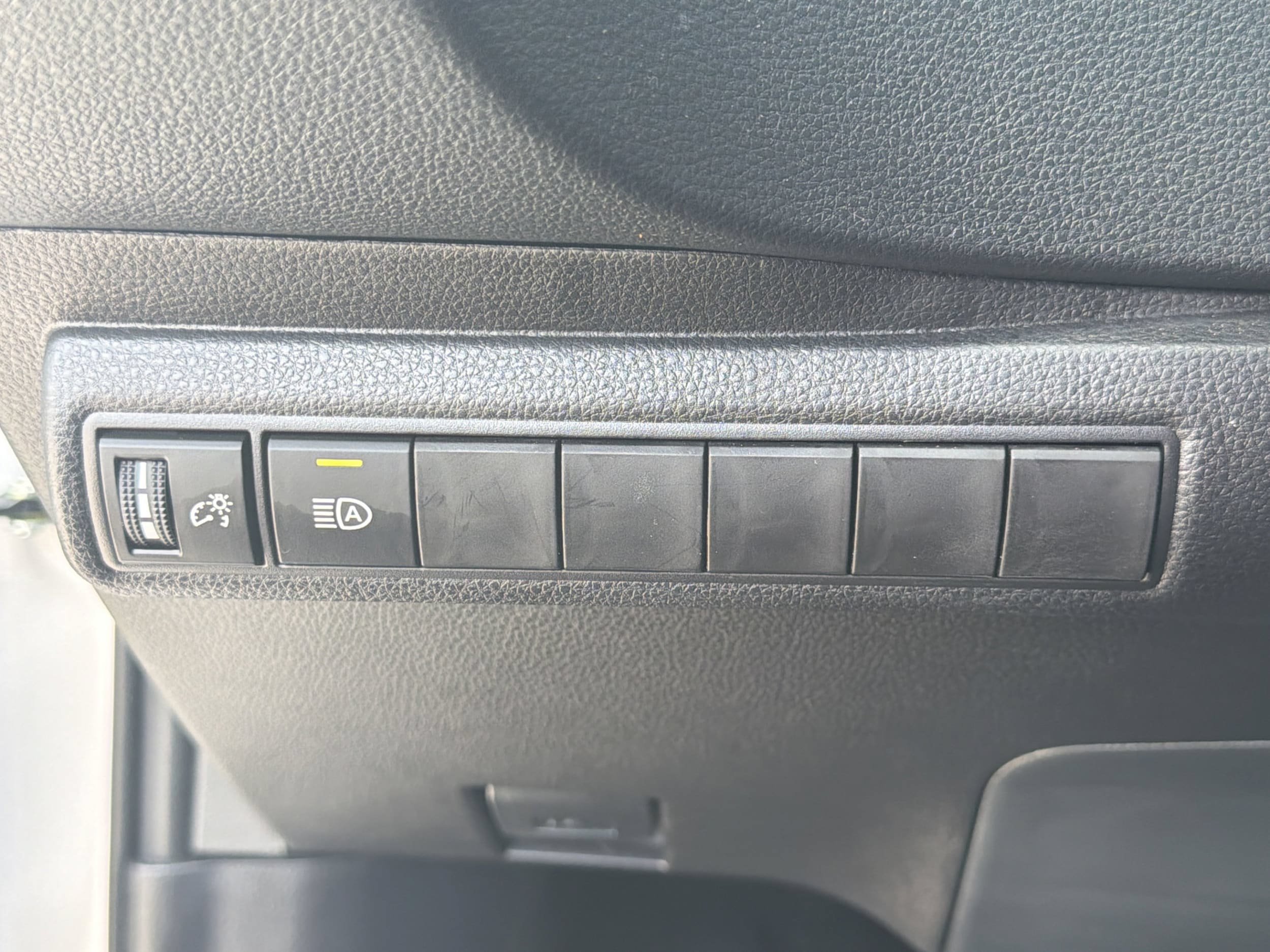 Certified 2026 Toyota Corolla LE FWD image 21