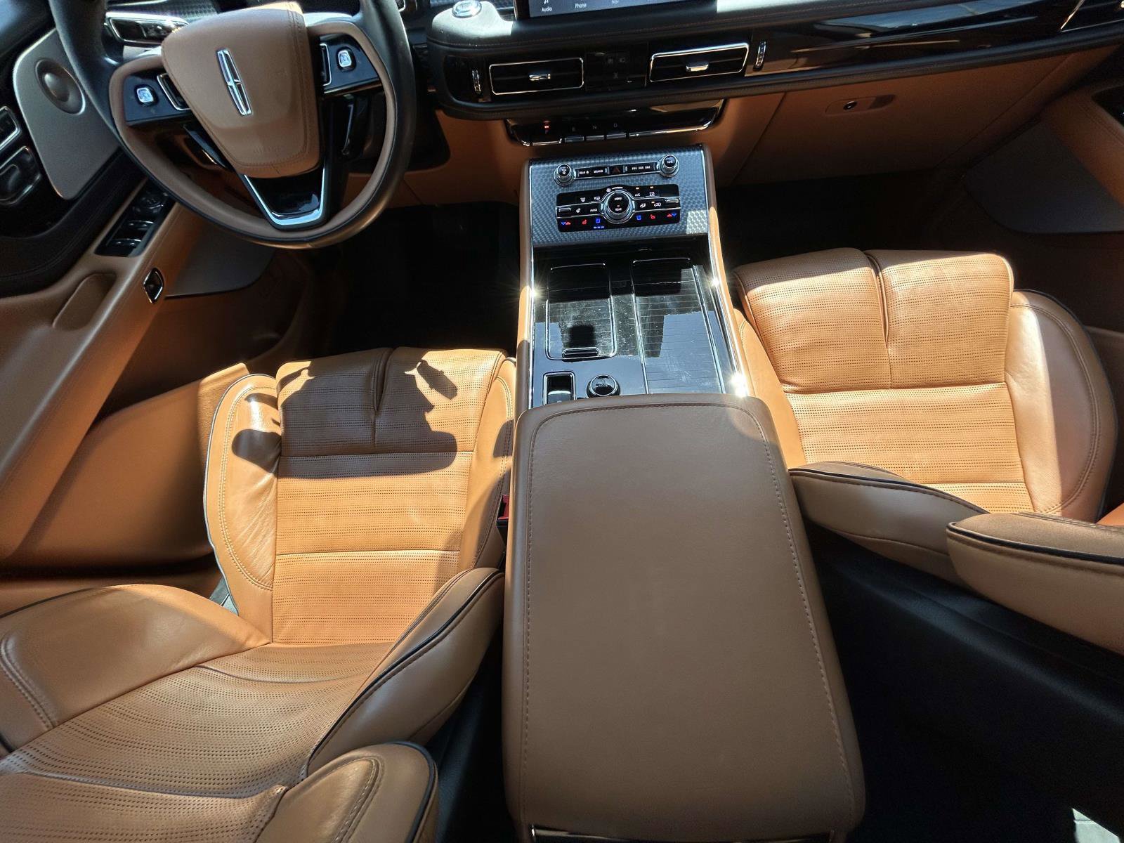 Used 2023 Lincoln Aviator Black Label w/ Jet Package AWD/4WD image 12