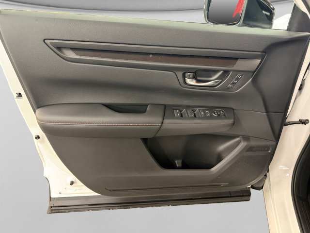 Used 2025 Honda CR-V Sport-L image 13