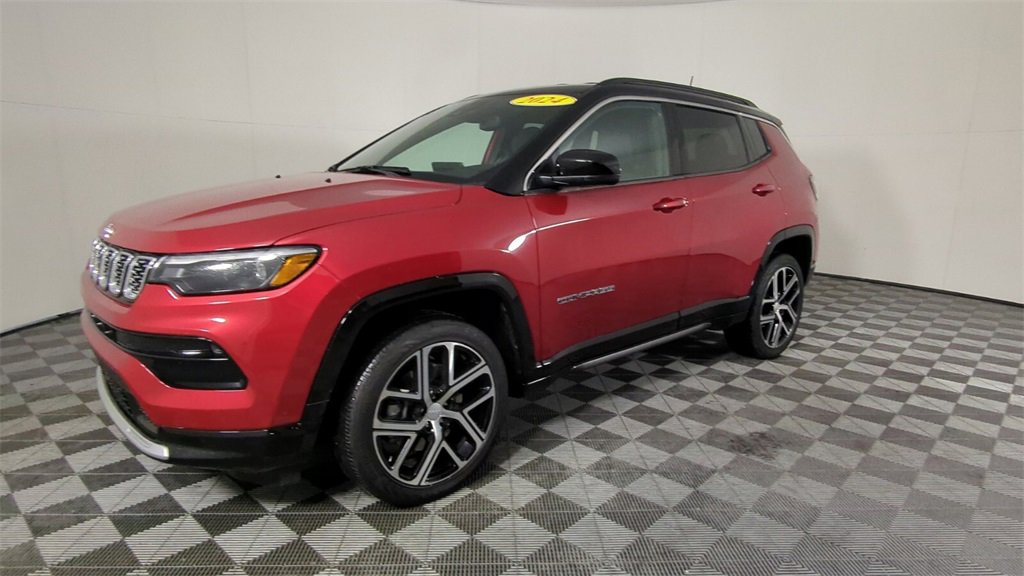 Certified 2024 Jeep Compass Limited w/ Elite Group image 9