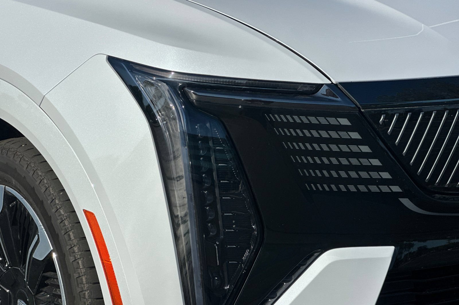 Certified 2026 Cadillac Escalade IQL Sport 2 AWD/4WD image 45