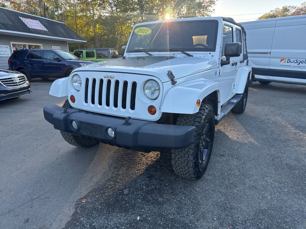 Used 2012 Jeep Wrangler Unlimited Sahara image 2