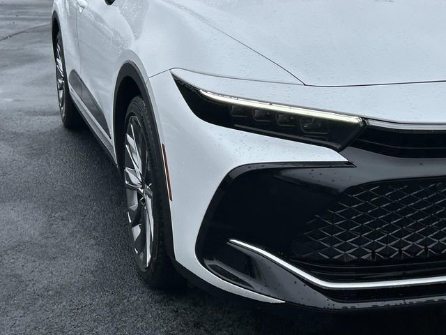 Used 2026 Toyota Crown Limited w/ Advanced Technology Package image 10