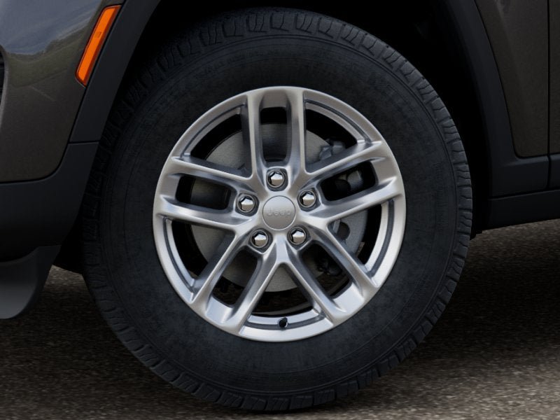 New 2026 Jeep Grand Cherokee Laredo X AWD/4WD image 32