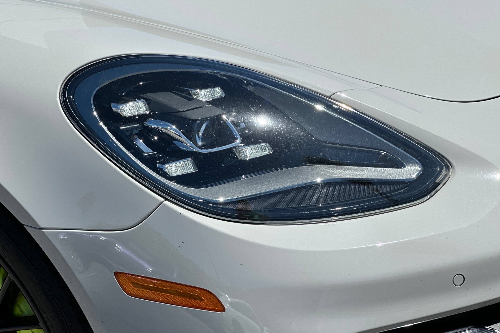 Certified 2022 Porsche Panamera 4S AWD/4WD image 36