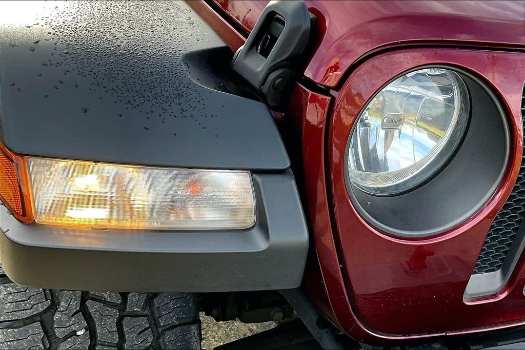 Used 2021 Jeep Wrangler Unlimited Rubicon image 28