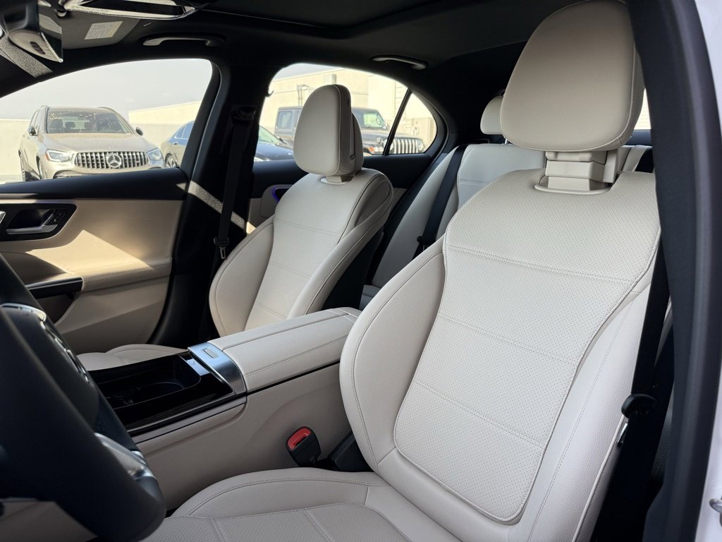 New 2025 Mercedes-Benz C 300 Sedan image 8