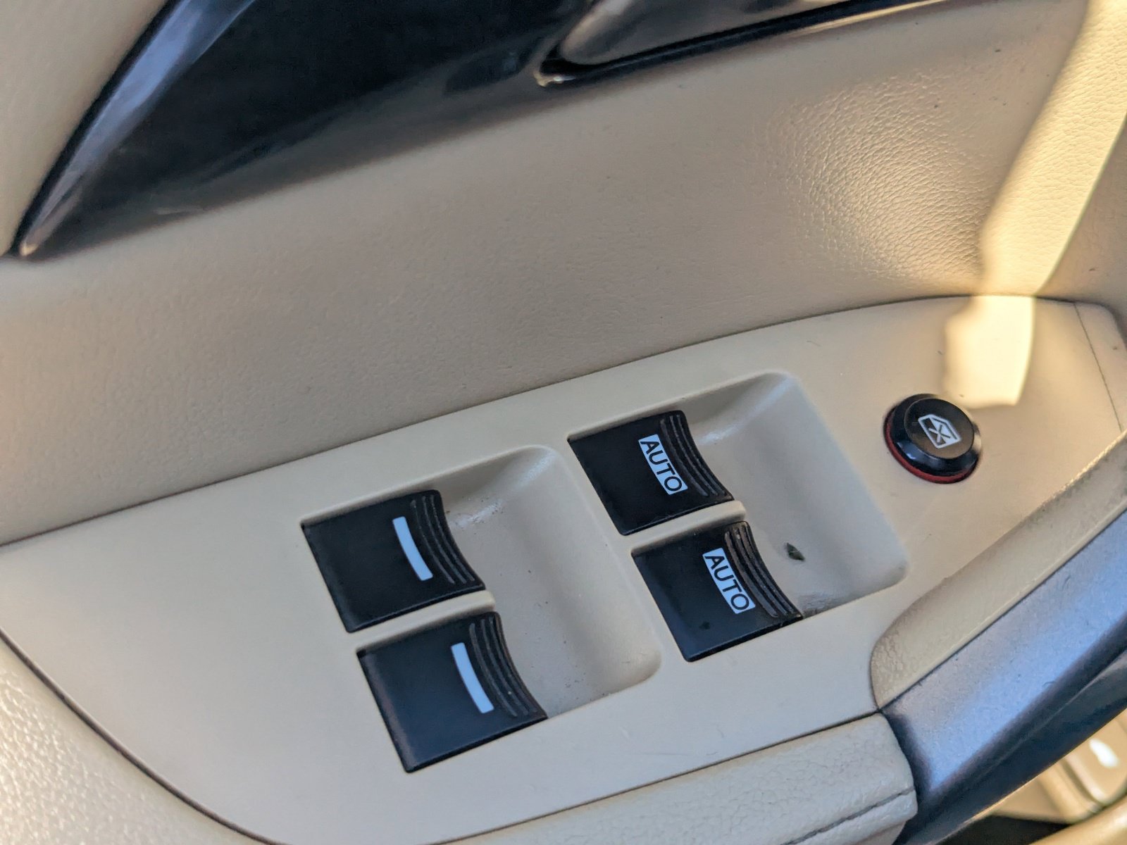 Used 2008 Acura MDX w/ Technology & Entertainment AWD/4WD image 27