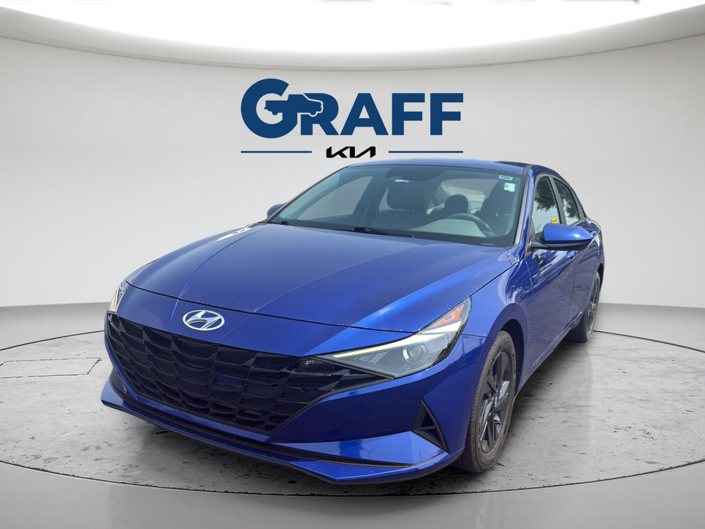Used 2023 Hyundai Elantra SEL w/ Cargo Package FWD image 1
