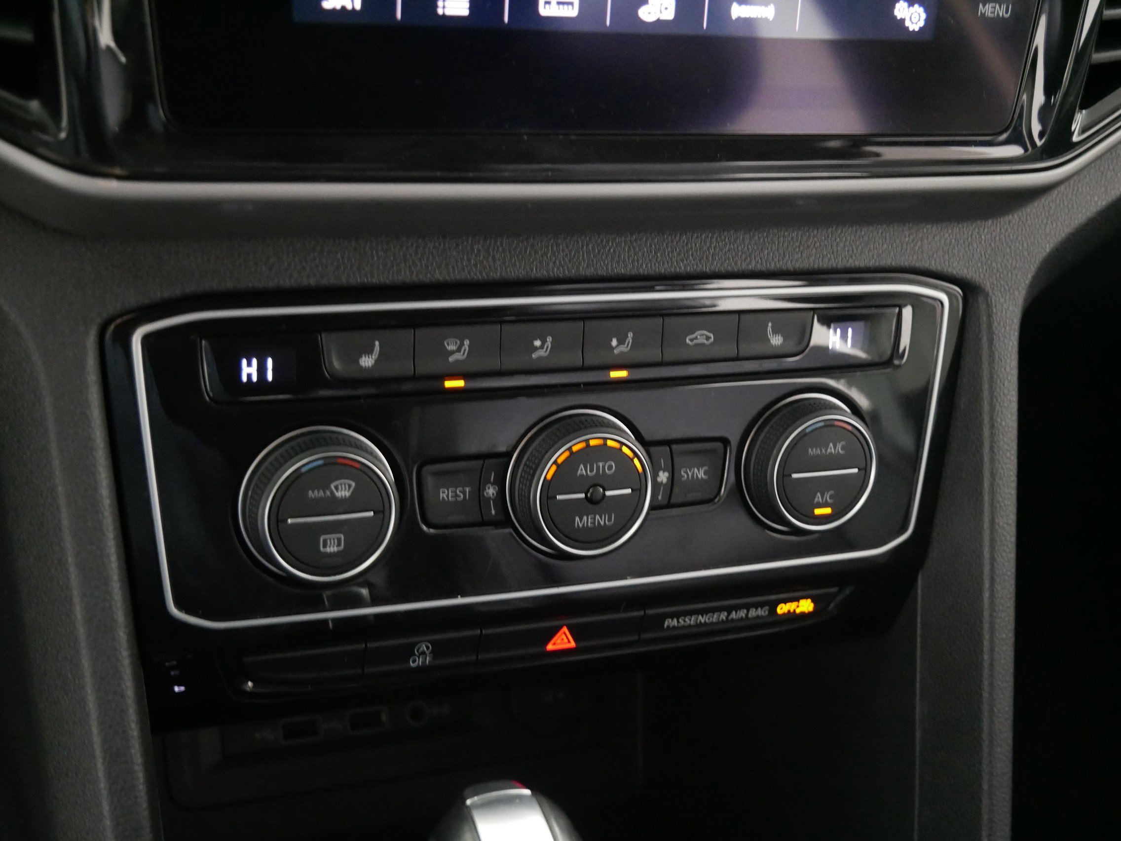 Used 2021 Volkswagen Atlas SEL image 23