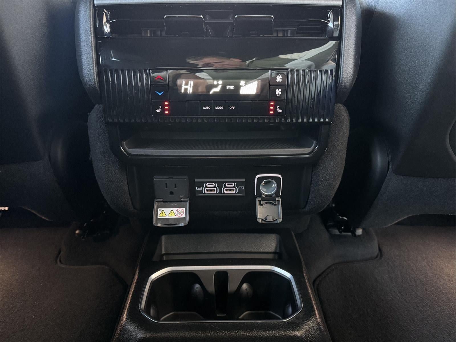New 2026 Jeep Grand Wagoneer L Limited AWD/4WD image 33