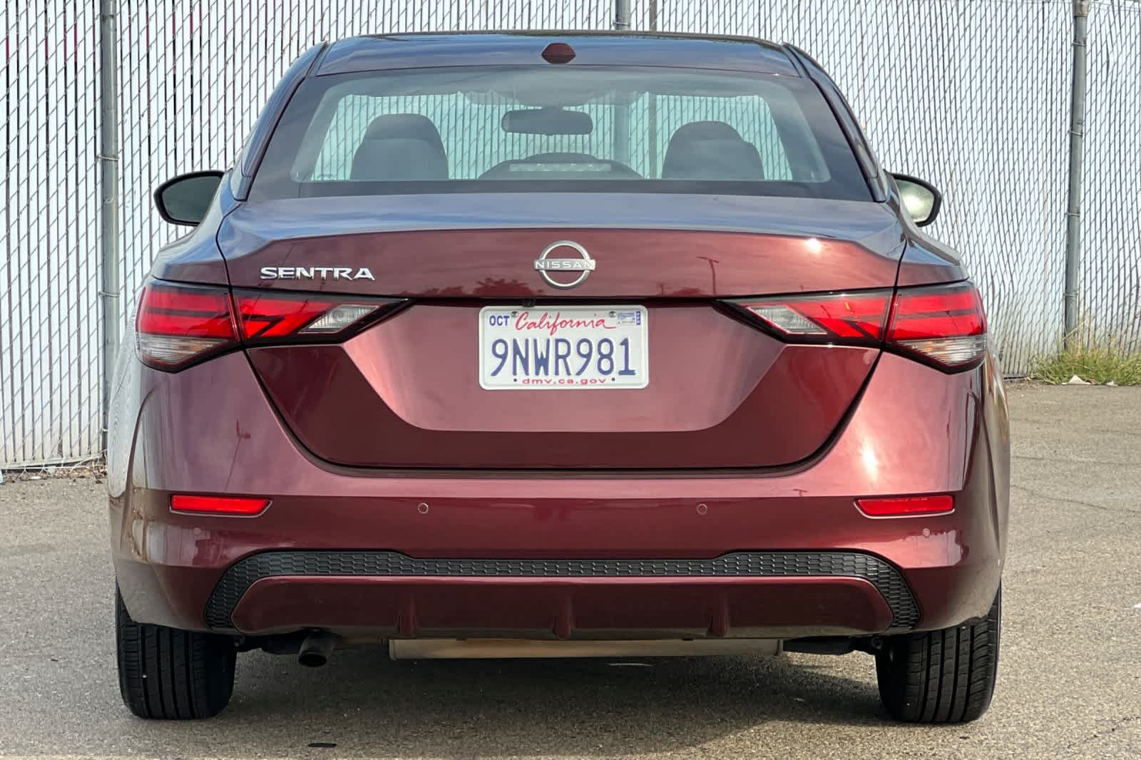 Used 2025 Nissan Sentra SV FWD image 4