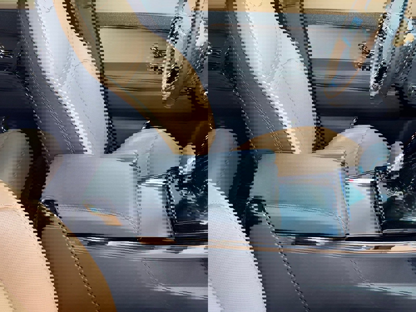 Used 2024 Land Rover Range Rover Sport Dynamic SE image 10