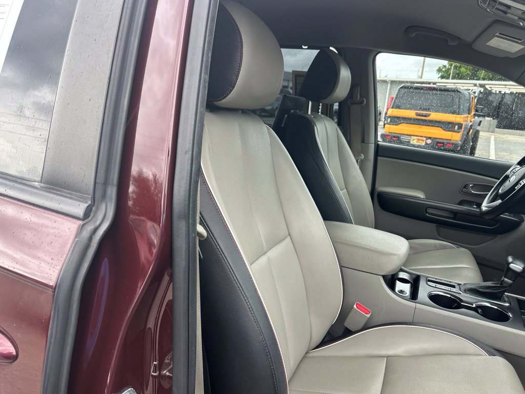 Used 2020 Kia Sedona EX FWD image 21