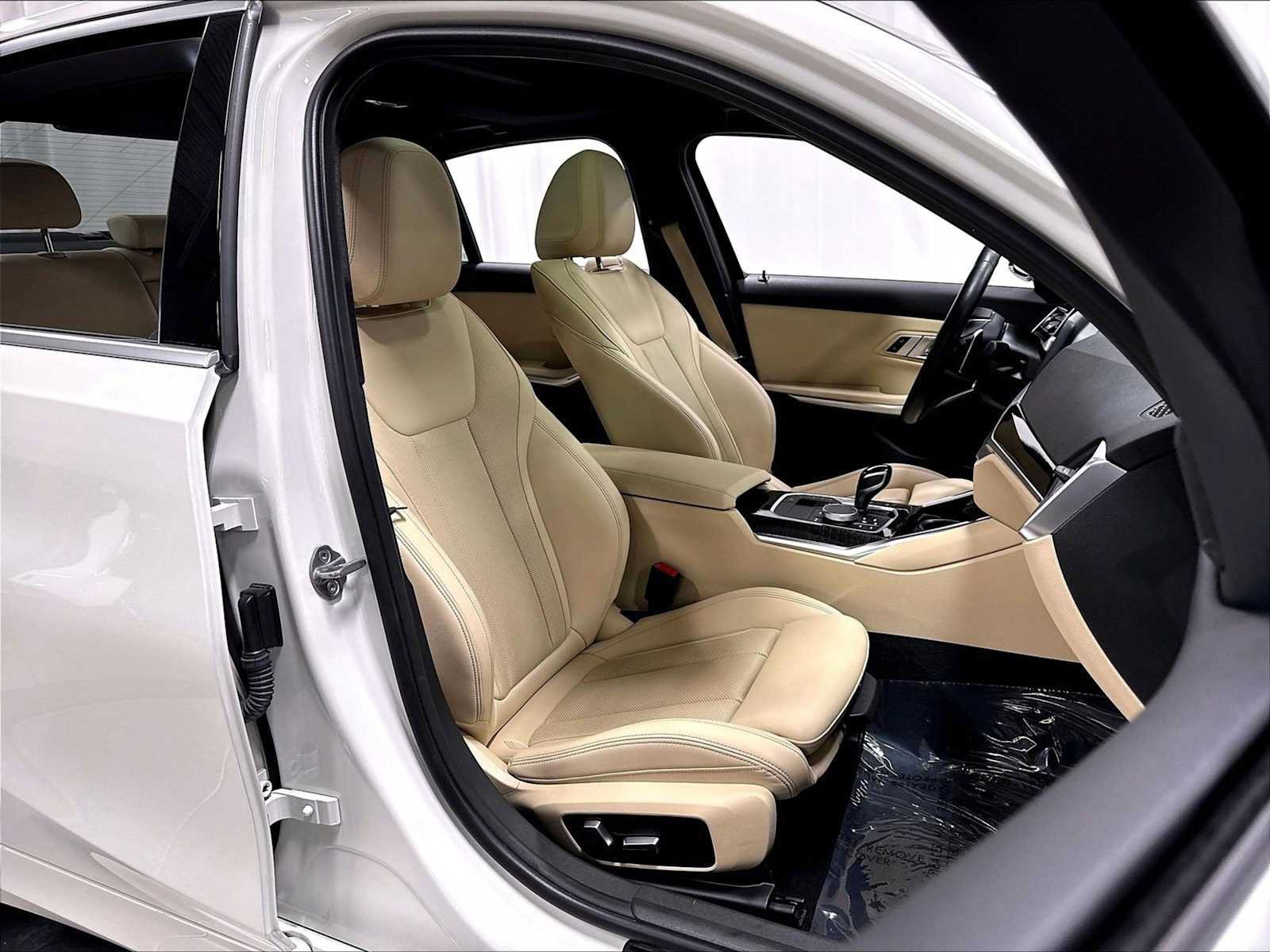 Used 2022 BMW 330i Sedan w/ Premium Package RWD image 30