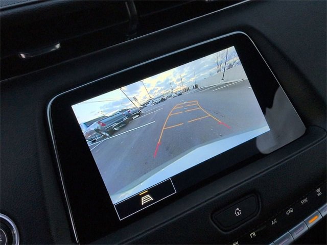 Used 2023 Cadillac XT4 Premium Luxury image 17