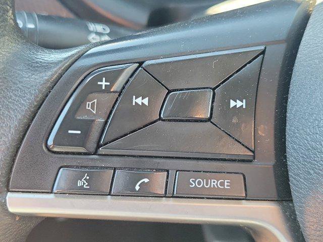 Used 2021 Nissan Kicks S FWD image 19