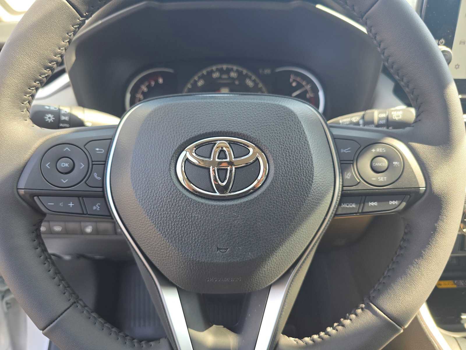 Certified 2025 Toyota RAV4 XLE Premium image 24