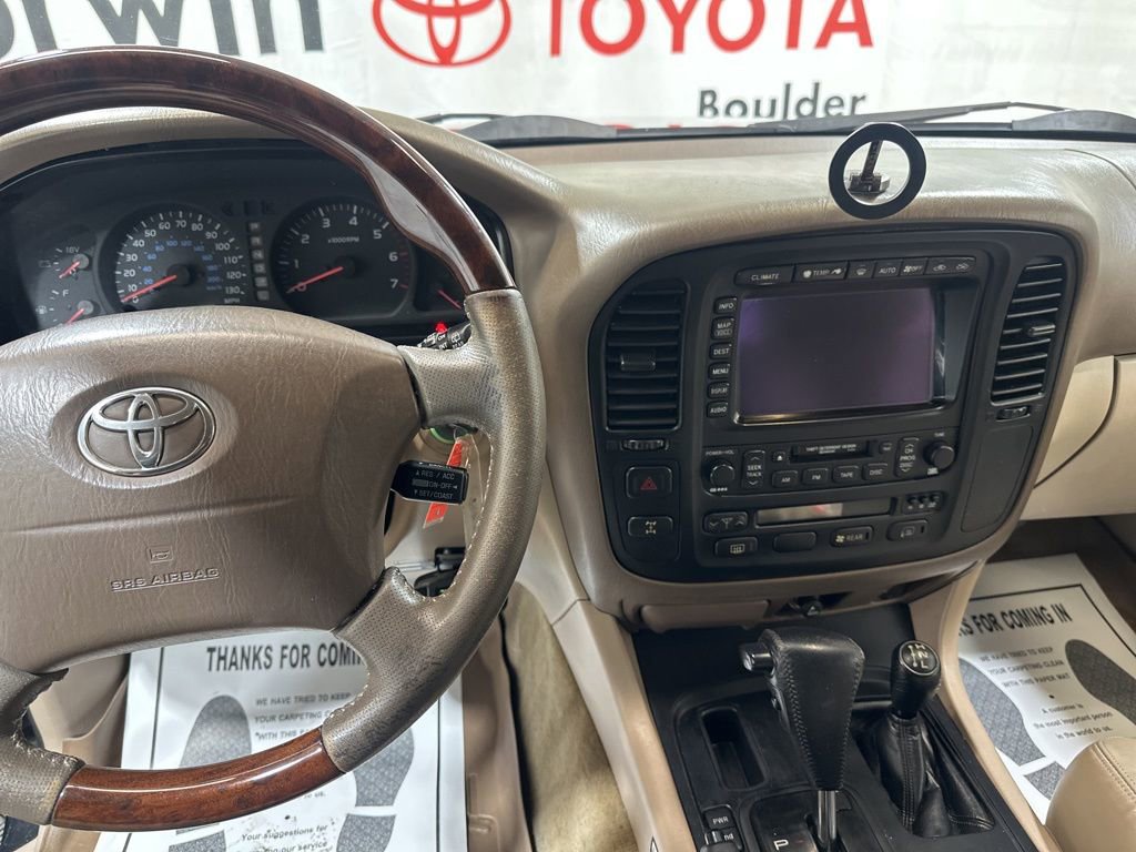 Used 2002 Toyota Land Cruiser image 27