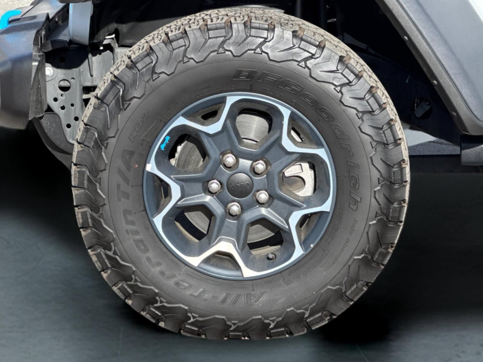 New 2023 Jeep Wrangler Unlimited Rubicon 4xe w/ Cold Weather Group AWD/4WD image 26